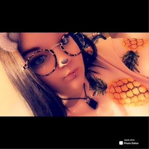 Meet your Posher, Brynn